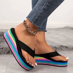 Women's Rainbow Wedge Platform Thong Sandals -M